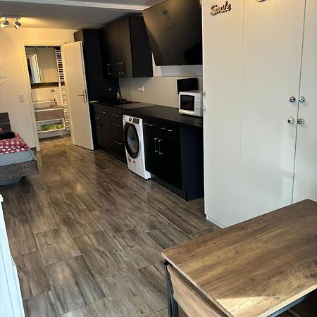 Ferienwohnung Beutelsbacherstr. 12 C Штутгарт Экстерьер фото