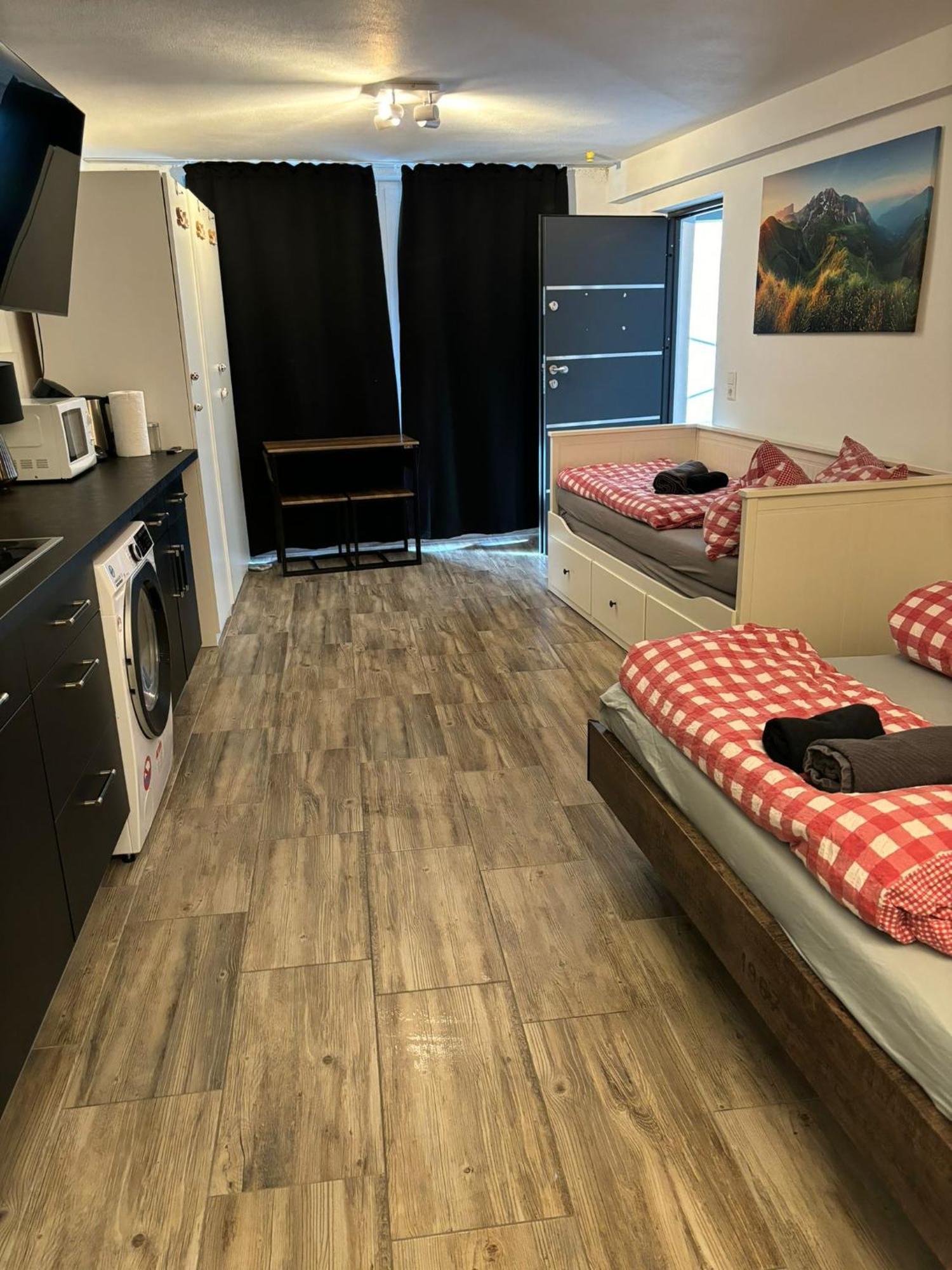 Ferienwohnung Beutelsbacherstr. 12 C Штутгарт Экстерьер фото